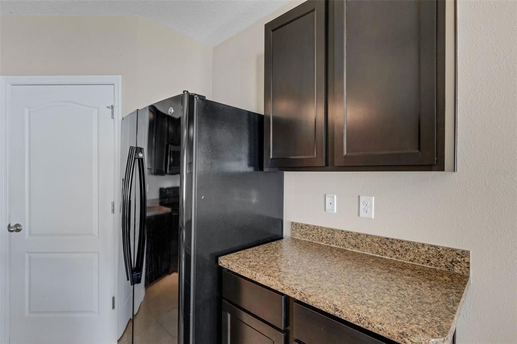 En Venta: $369,000 (4 camas, 2 baños, 1846 Pies cuadrados)