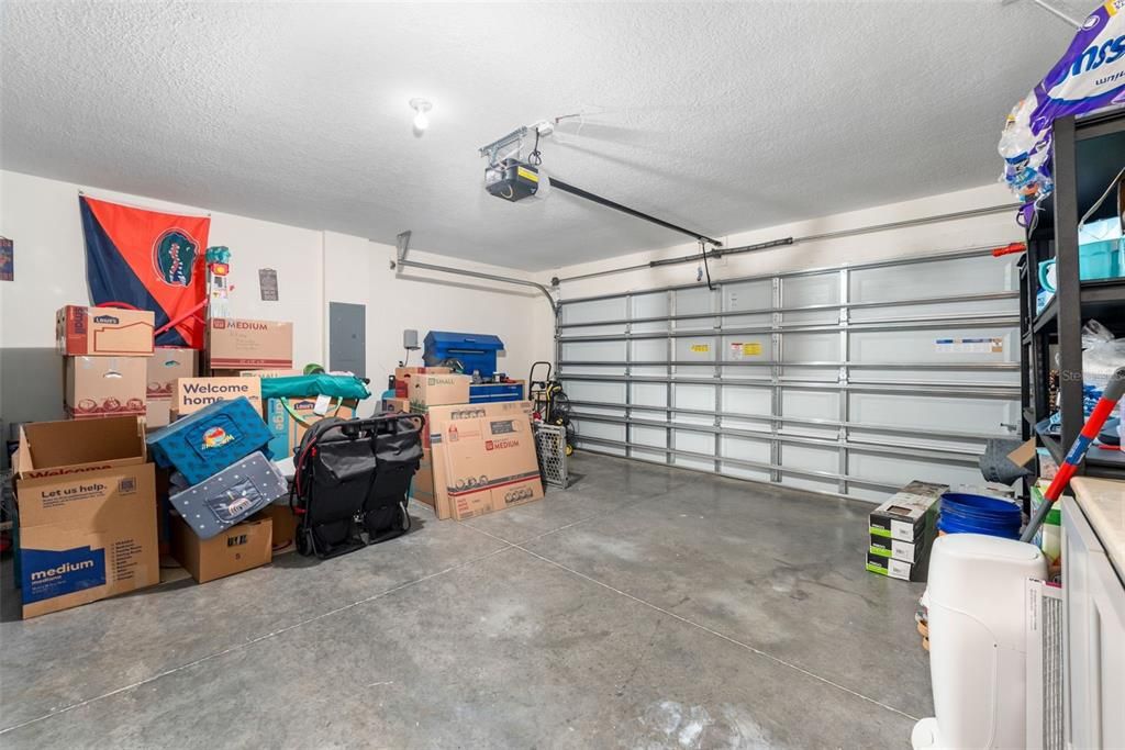 En Venta: $315,000 (4 camas, 2 baños, 1768 Pies cuadrados)