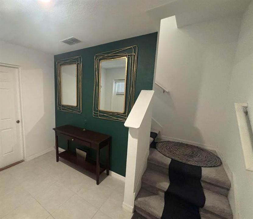 En Renta: $3,200 (3 camas, 3 baños, 1864 Pies cuadrados)