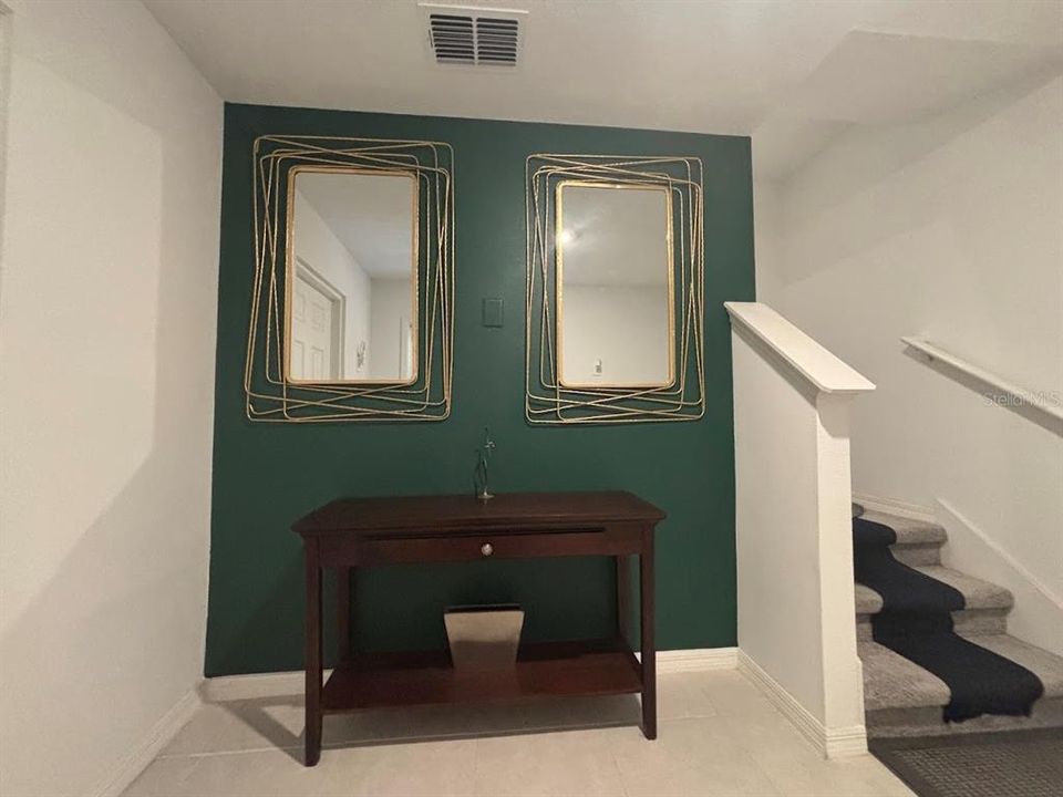 En Renta: $3,200 (3 camas, 3 baños, 1864 Pies cuadrados)