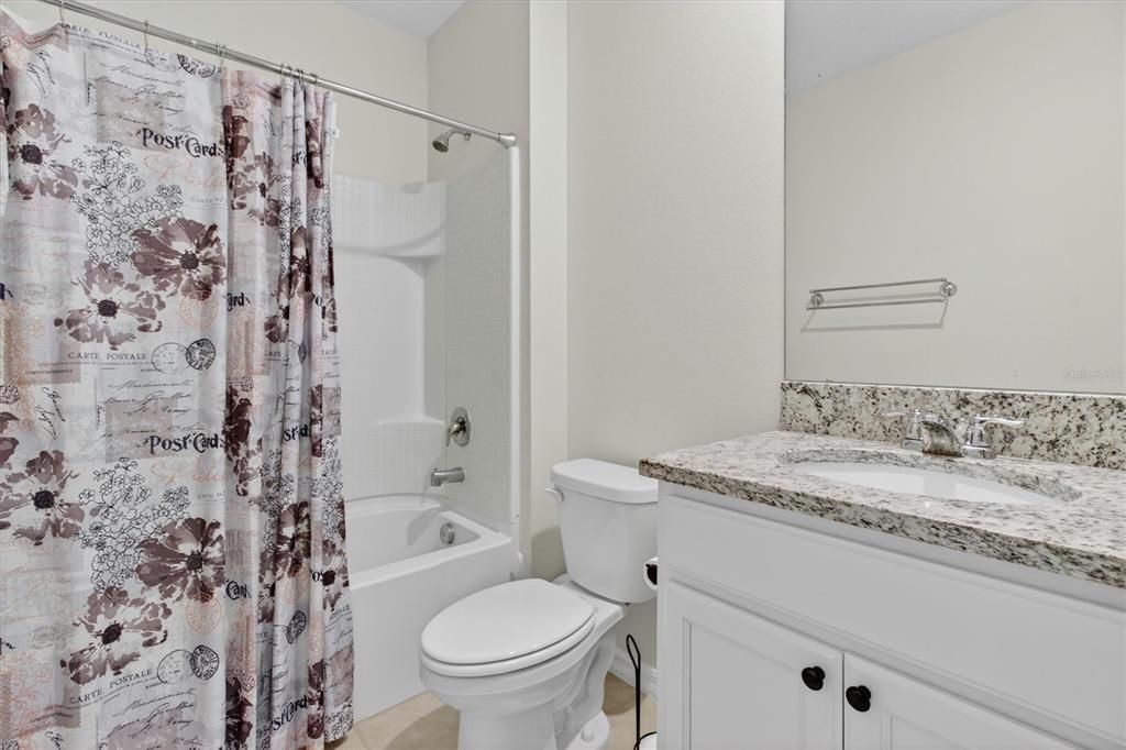 For Sale: $462,000 (5 beds, 3 baths, 2889 Square Feet)