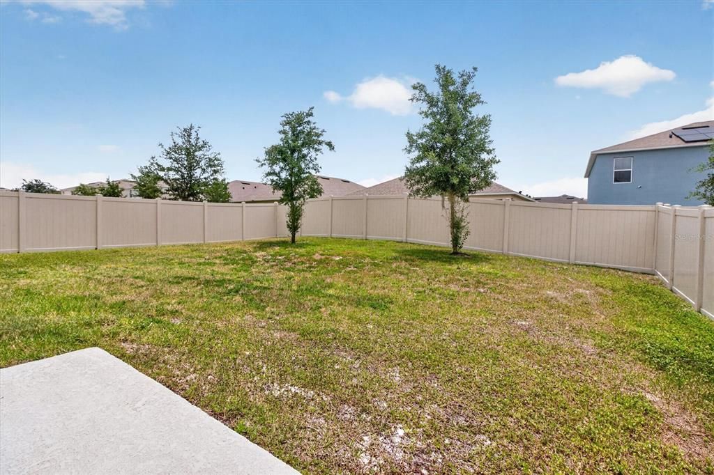 For Sale: $462,000 (5 beds, 3 baths, 2889 Square Feet)