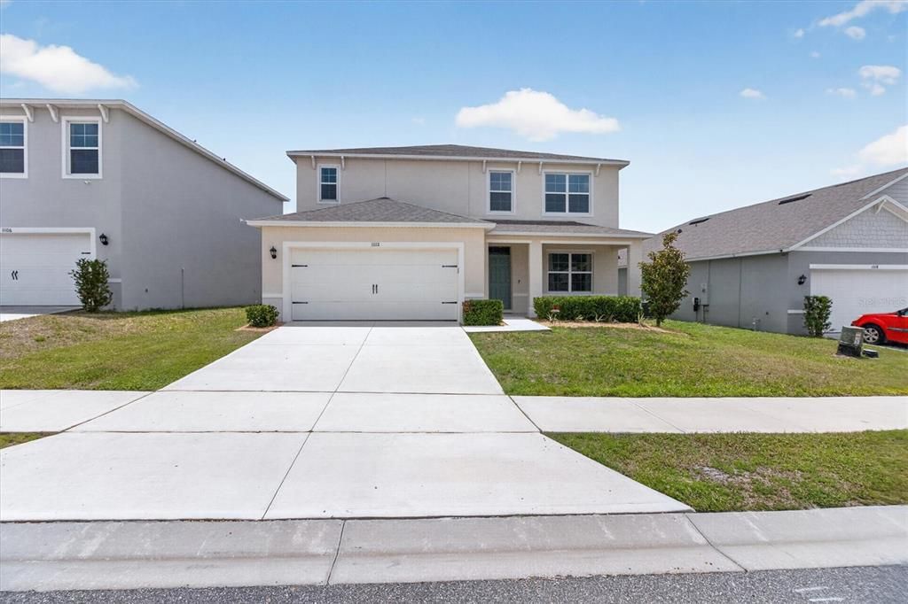 For Sale: $462,000 (5 beds, 3 baths, 2889 Square Feet)