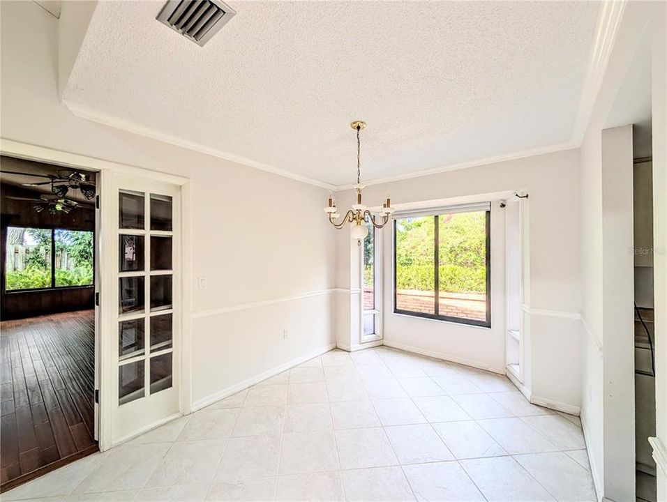 En Venta: $379,000 (3 camas, 2 baños, 2116 Pies cuadrados)