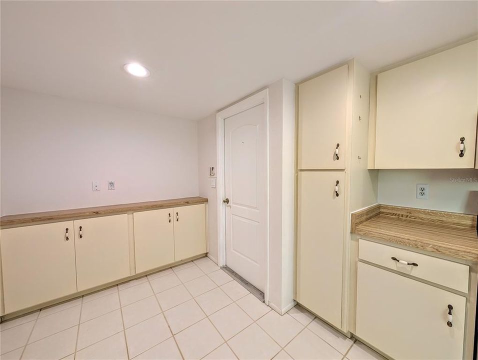 En Venta: $379,000 (3 camas, 2 baños, 2116 Pies cuadrados)