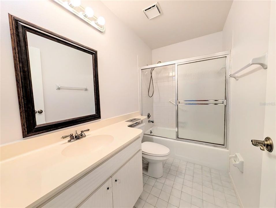 En Venta: $379,000 (3 camas, 2 baños, 2116 Pies cuadrados)