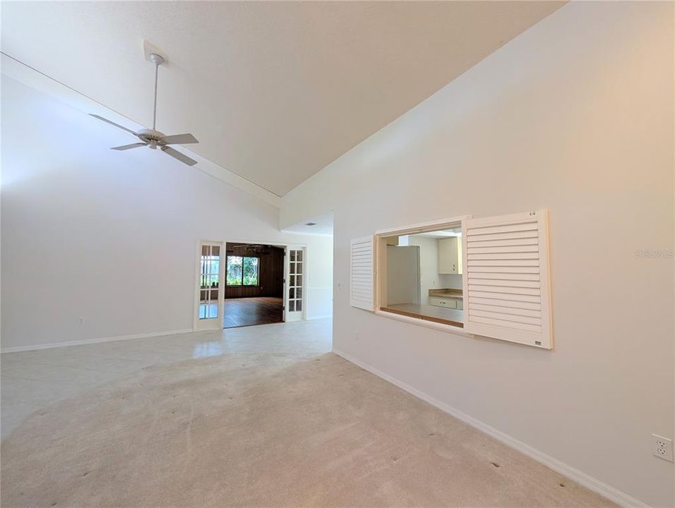 En Venta: $379,000 (3 camas, 2 baños, 2116 Pies cuadrados)