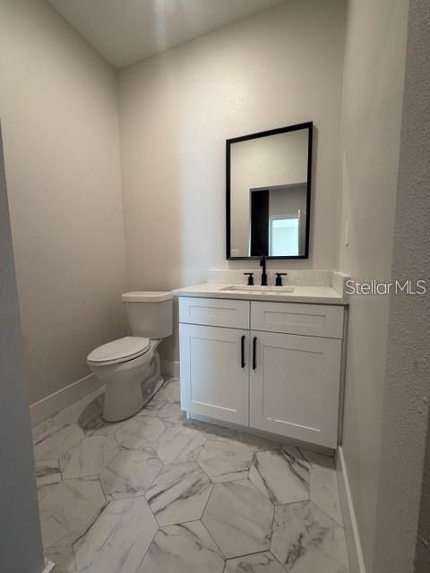For Sale: $919,999 (5 beds, 5 baths, 2881 Square Feet)