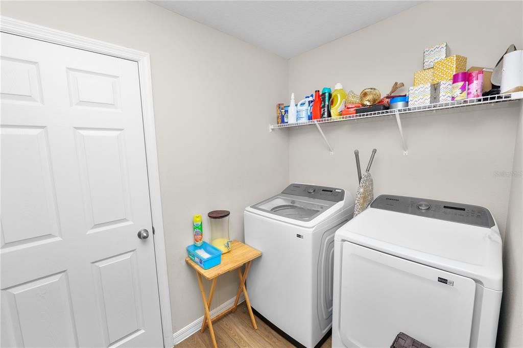 For Sale: $385,000 (5 beds, 3 baths, 3085 Square Feet)