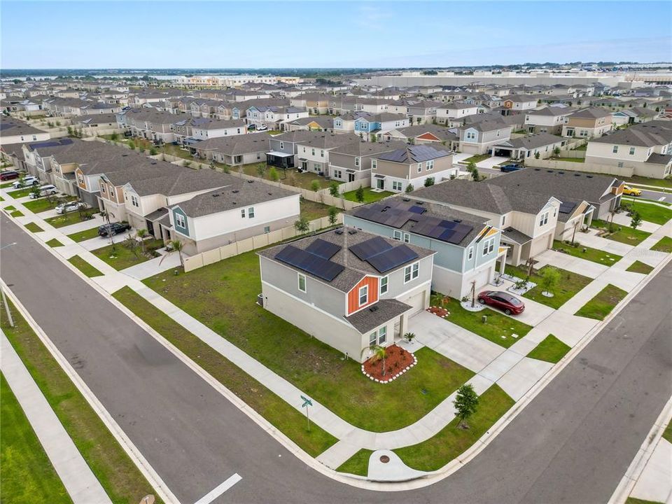 For Sale: $385,000 (5 beds, 3 baths, 3085 Square Feet)