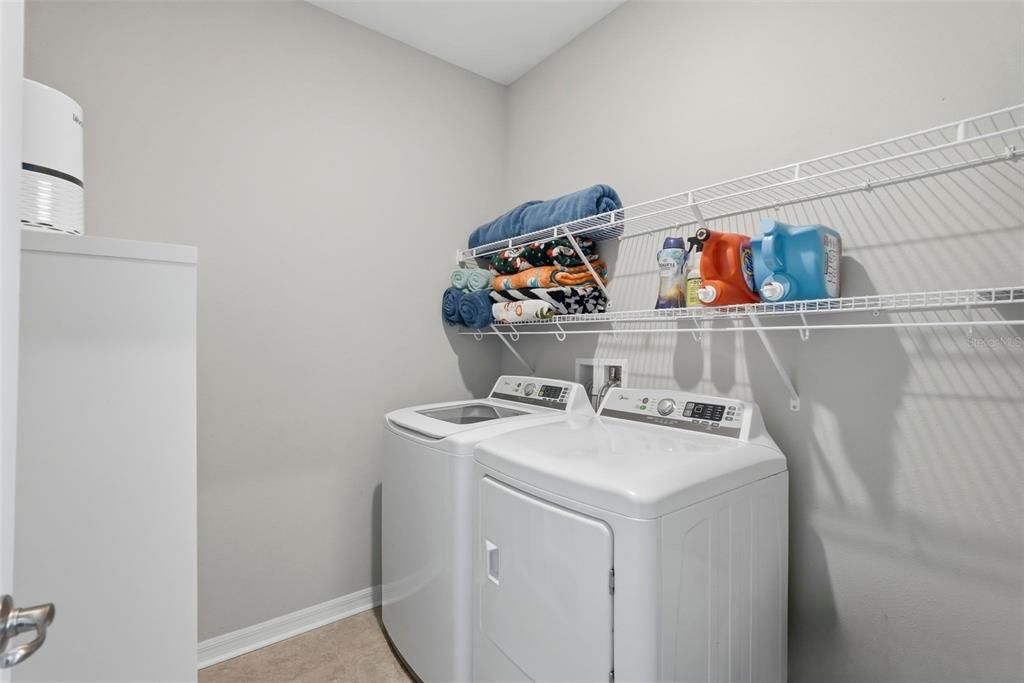 For Sale: $650,000 (4 beds, 3 baths, 2686 Square Feet)