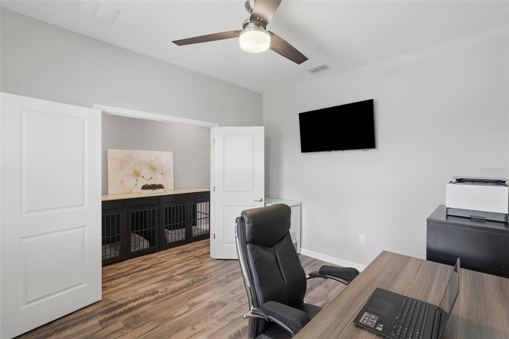 For Sale: $650,000 (4 beds, 3 baths, 2686 Square Feet)
