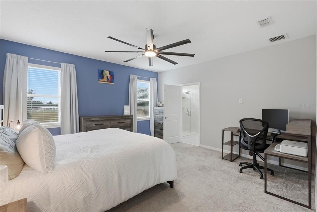 For Sale: $650,000 (4 beds, 3 baths, 2686 Square Feet)
