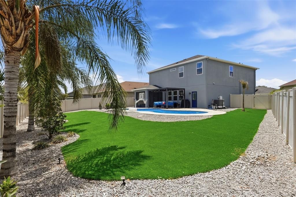 For Sale: $650,000 (4 beds, 3 baths, 2686 Square Feet)
