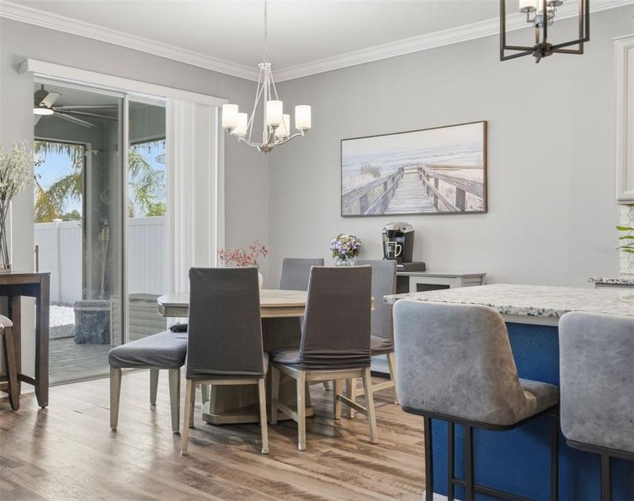 For Sale: $650,000 (4 beds, 3 baths, 2686 Square Feet)