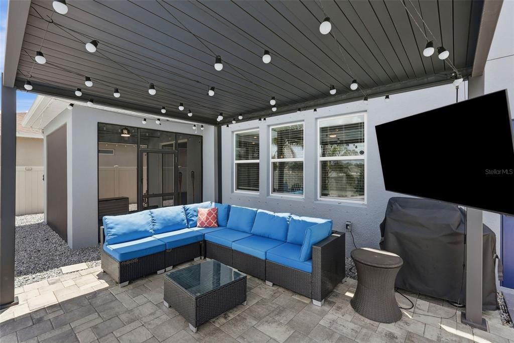 For Sale: $650,000 (4 beds, 3 baths, 2686 Square Feet)