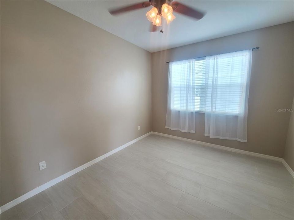 For Rent: $2,600 (3 beds, 2 baths, 1911 Square Feet)