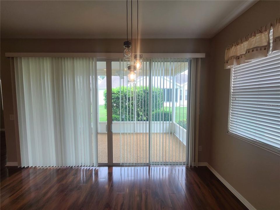 For Rent: $2,600 (3 beds, 2 baths, 1911 Square Feet)