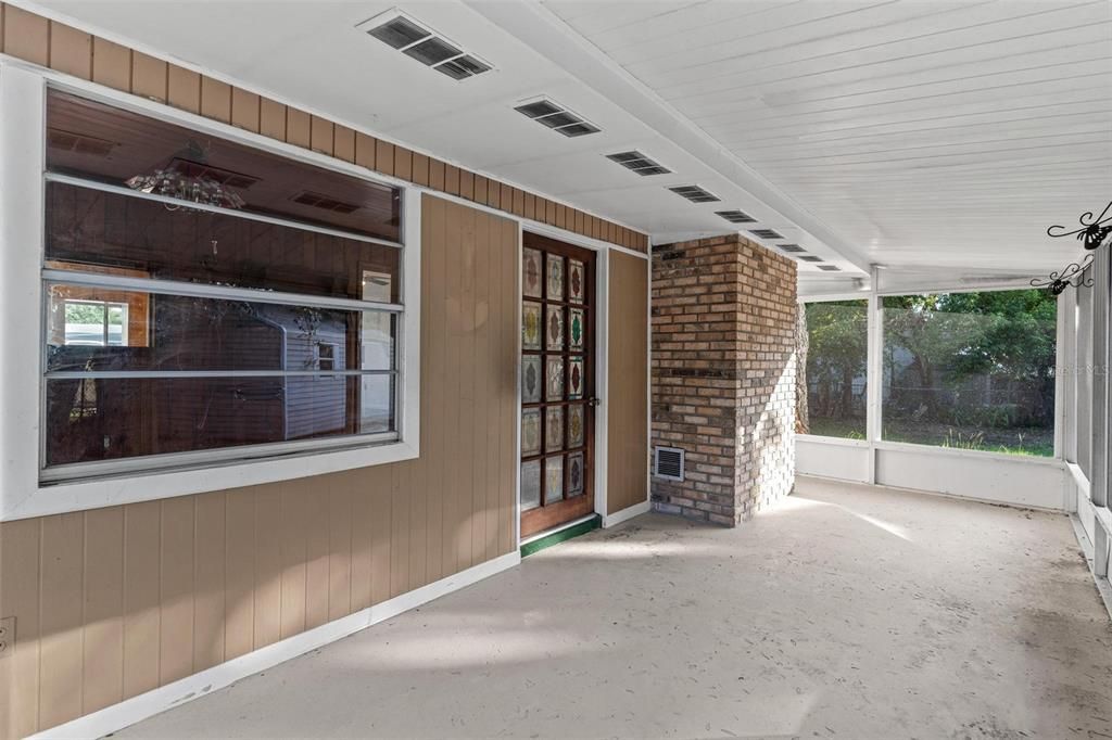 Activo con contrato: $239,900 (3 camas, 1 baños, 1269 Pies cuadrados)