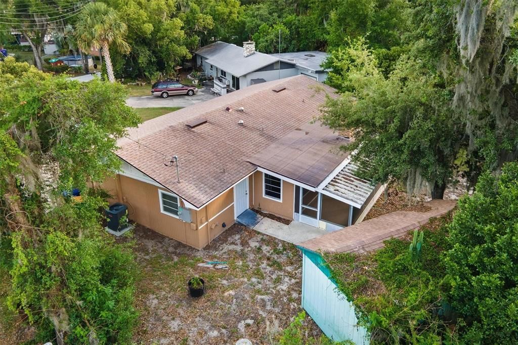 Activo con contrato: $239,900 (3 camas, 1 baños, 1269 Pies cuadrados)
