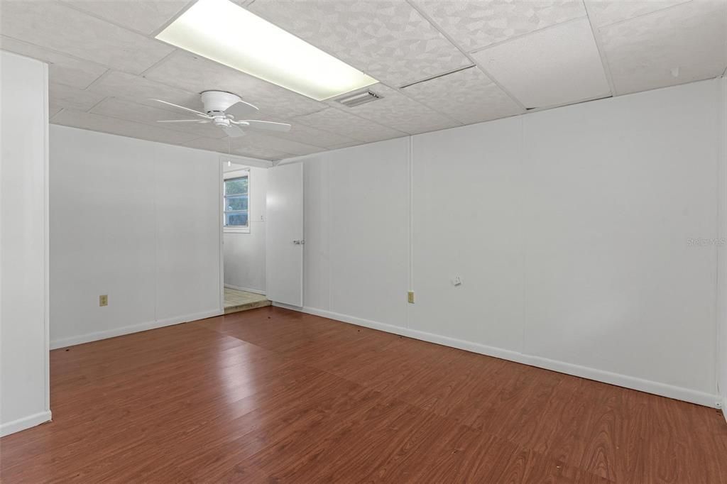 Activo con contrato: $239,900 (3 camas, 1 baños, 1269 Pies cuadrados)