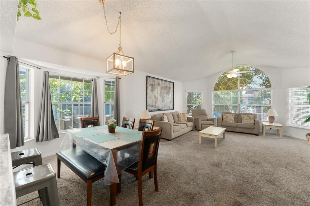 For Sale: $210,000 (3 beds, 2 baths, 1301 Square Feet)