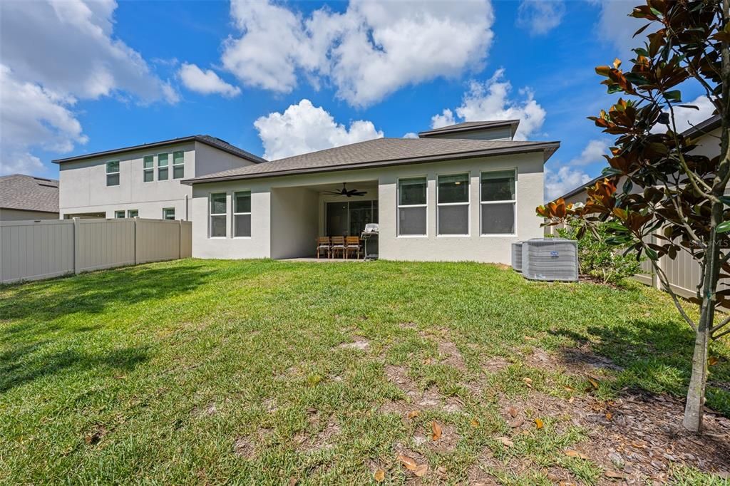 For Sale: $825,000 (5 beds, 4 baths, 3334 Square Feet)