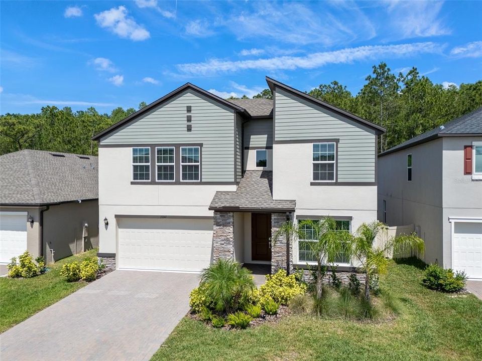 For Sale: $825,000 (5 beds, 4 baths, 3334 Square Feet)