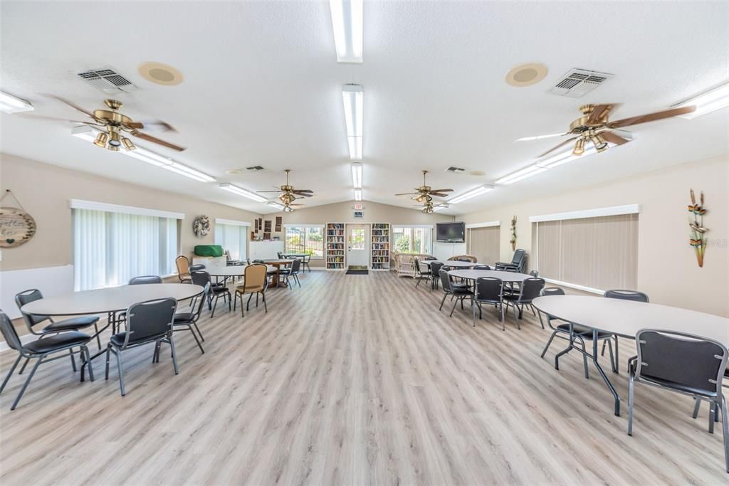 For Sale: $189,000 (2 beds, 2 baths, 1150 Square Feet)