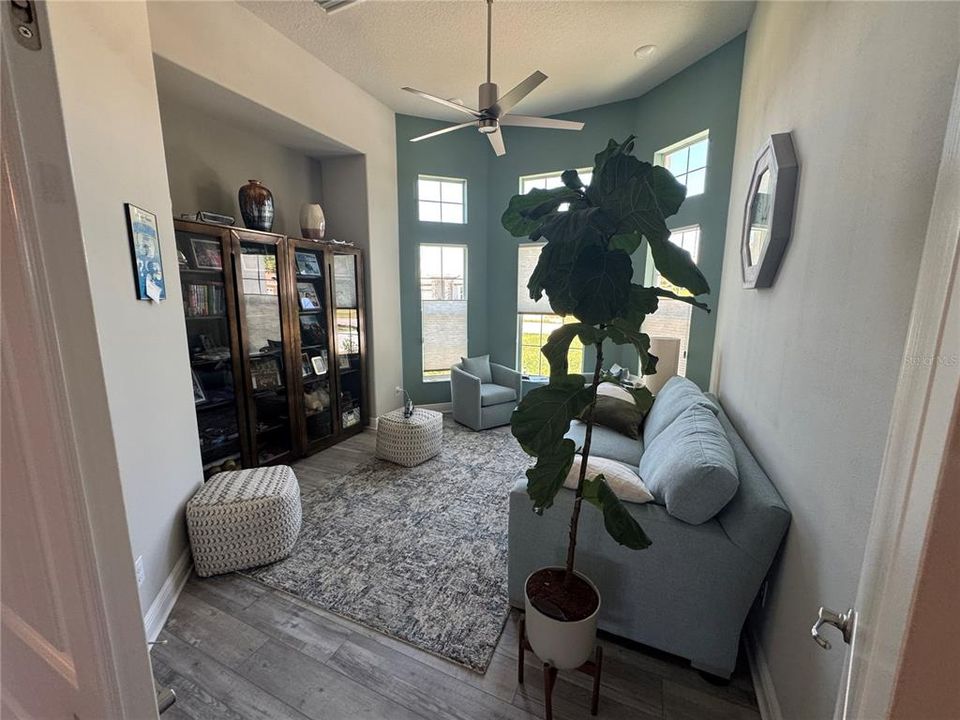 For Sale: $717,500 (2 beds, 2 baths, 2358 Square Feet)