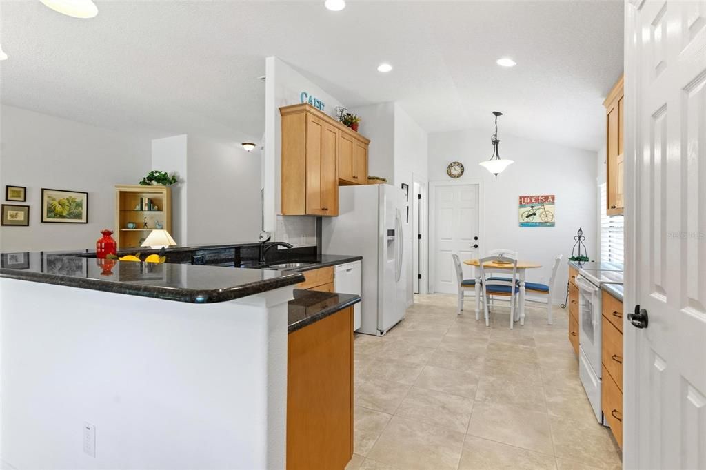 En Venta: $349,900 (3 camas, 2 baños, 1640 Pies cuadrados)