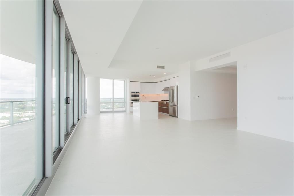 В аренду: $13,700 (3 спален, 3 ванн, 2658 Квадратных фут)