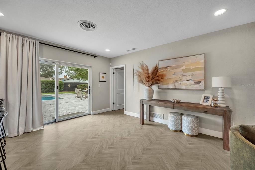 For Sale: $715,000 (4 beds, 2 baths, 2245 Square Feet)