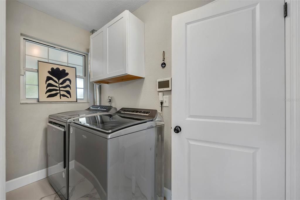 For Sale: $715,000 (4 beds, 2 baths, 2245 Square Feet)