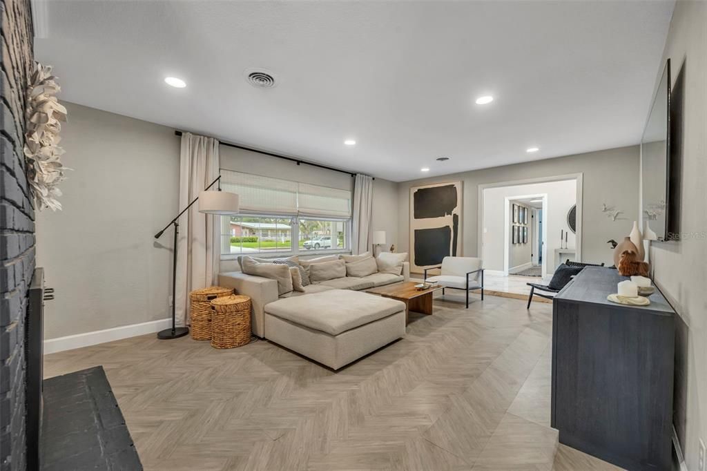 For Sale: $715,000 (4 beds, 2 baths, 2245 Square Feet)