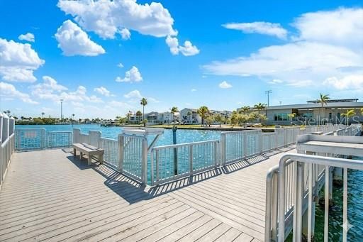 For Sale: $439,000 (2 beds, 2 baths, 1090 Square Feet)