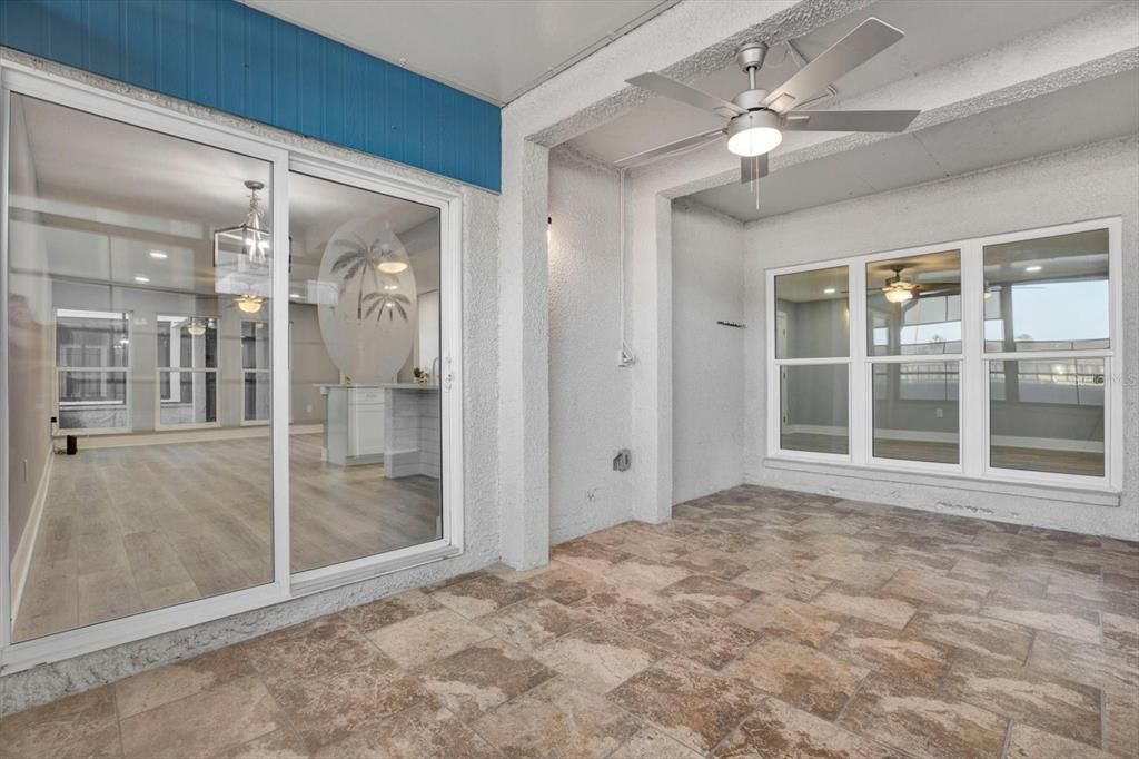 For Sale: $439,000 (2 beds, 2 baths, 1090 Square Feet)