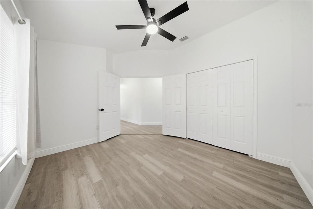 Active With Contract: $315,000 (3 beds, 2 baths, 1463 Square Feet)