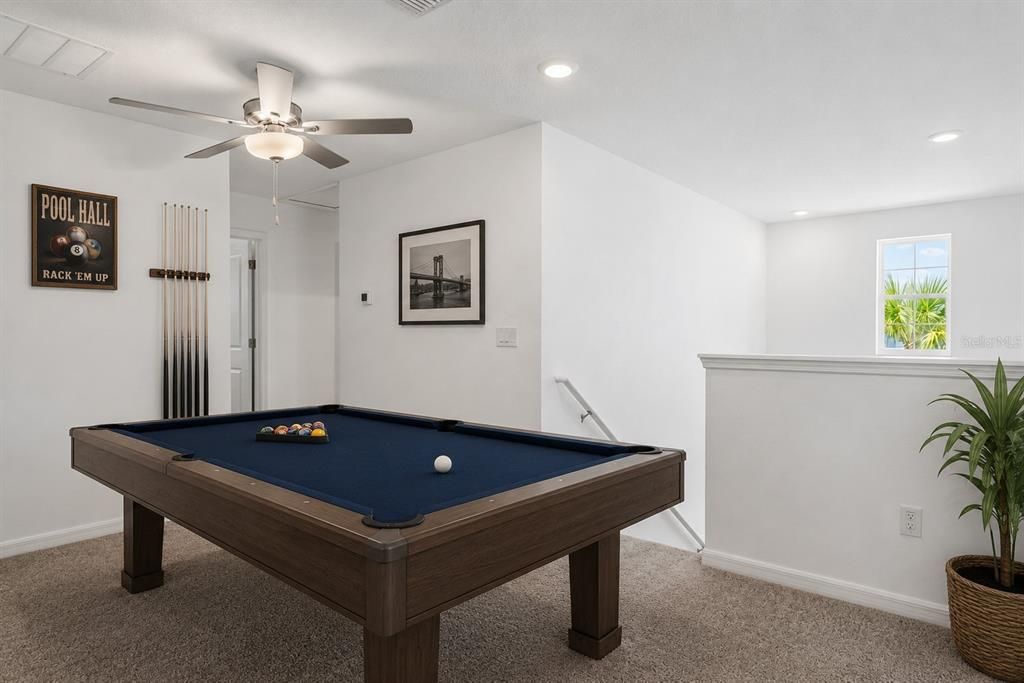 En Venta: $349,900 (4 camas, 2 baños, 1870 Pies cuadrados)