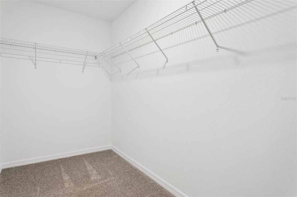 En Venta: $349,900 (4 camas, 2 baños, 1870 Pies cuadrados)