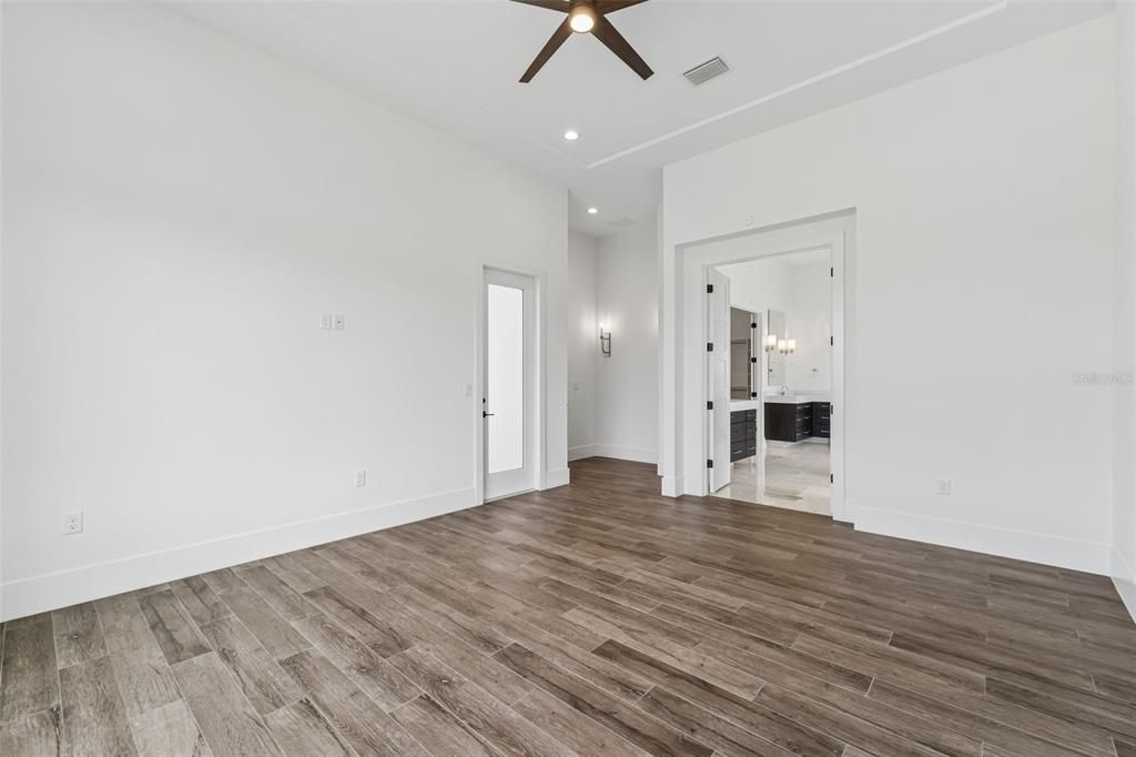 For Sale: $2,225,000 (4 beds, 4 baths, 4371 Square Feet)