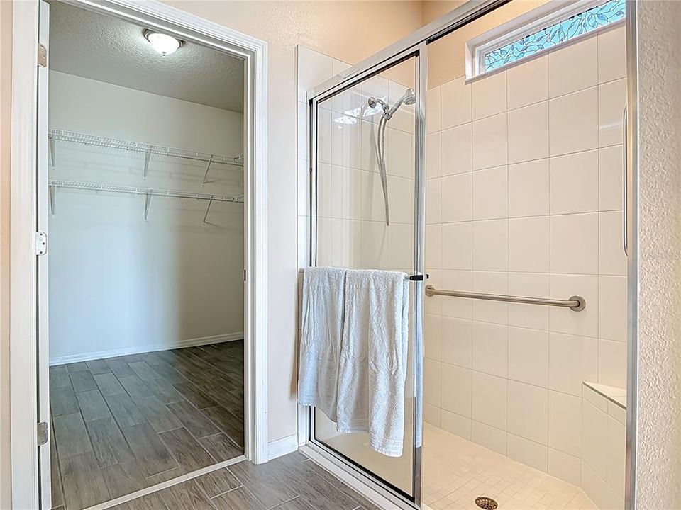For Rent: $2,500 (3 beds, 2 baths, 1710 Square Feet)