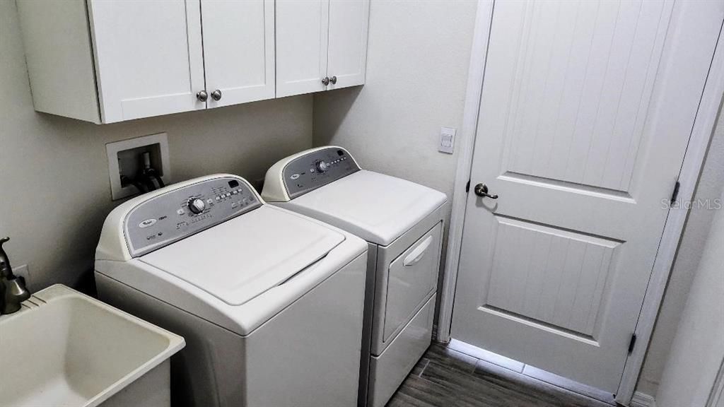 For Rent: $2,500 (3 beds, 2 baths, 1710 Square Feet)