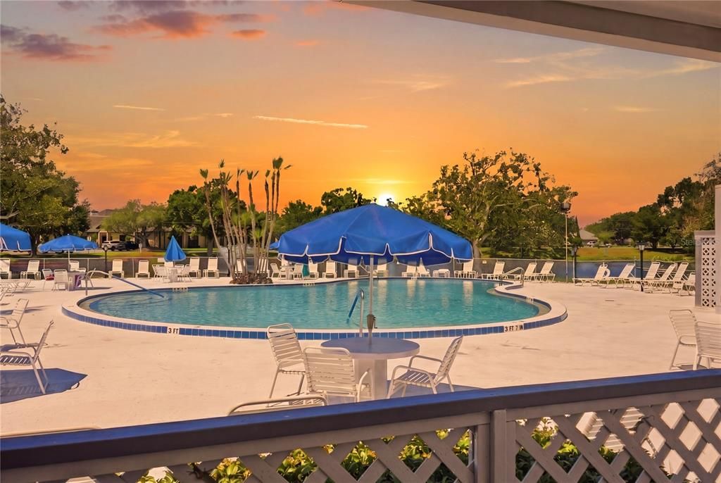 For Sale: $100,000 (2 beds, 2 baths, 912 Square Feet)