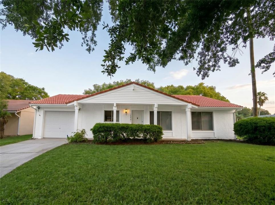 For Rent: $2,800 (3 beds, 2 baths, 1312 Square Feet)