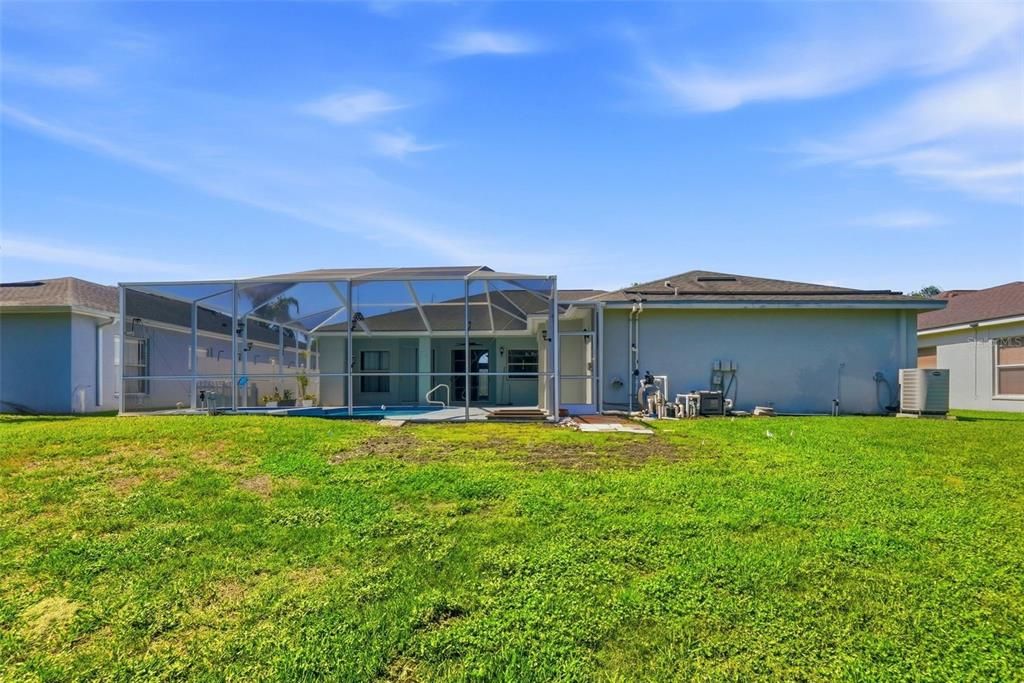 For Sale: $450,000 (4 beds, 3 baths, 2323 Square Feet)