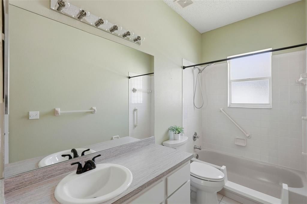 For Sale: $450,000 (4 beds, 3 baths, 2323 Square Feet)