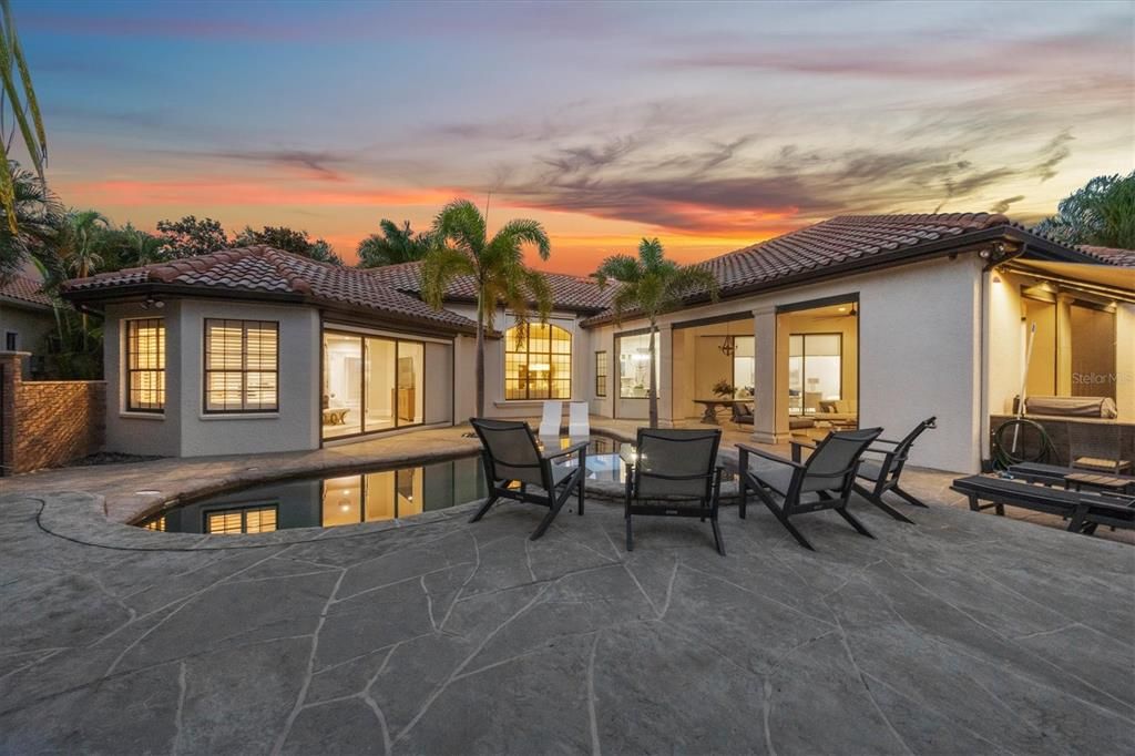For Sale: $2,950,000 (4 beds, 4 baths, 4369 Square Feet)
