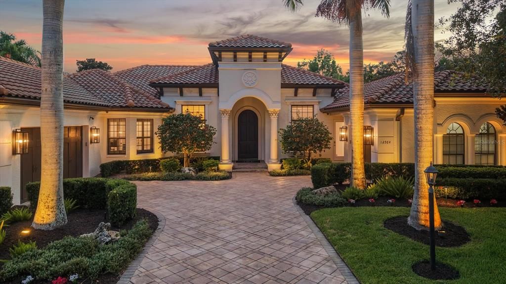 For Sale: $2,950,000 (4 beds, 4 baths, 4369 Square Feet)