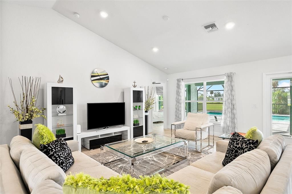 For Sale: $599,900 (4 beds, 2 baths, 2145 Square Feet)